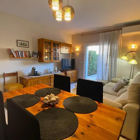 Tatil Evi Casa Sobrestany *