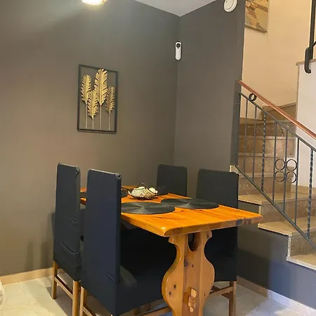 Casa Sobrestany بيت للعطل أولاستارتيت